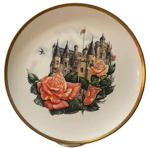 Boehm Plate Elizabeth of Glamis Tribute to Award Winning Roses 11”